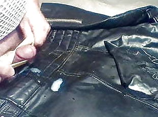 PISS AND CUM ON VINTAGE LEATHER BIKER JACKET FUCKING THONGS