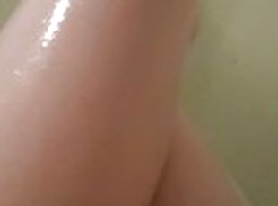 Culi, Bagno, Tettone, Vecchi, Amatoriali, Rapporti anali, Massaggi, Piedi, Giovani(18+), Bionde