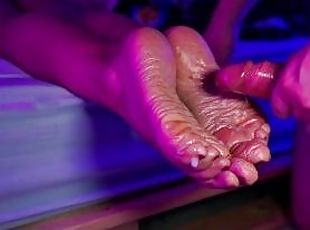 Amatir, Cumshot (keluarnya sperma), Jerman, Kaki, Sperma, Fetish (benda yang dapat meningkatkan gairah sex), Aktivitas seksual dengan melibatkan kaki untuk meningkatkan gairah sex, Jari kaki