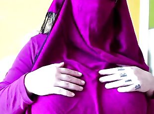 Arabic girl Muslim purple Hijab cosplay big tits webcam recorded show March 20th