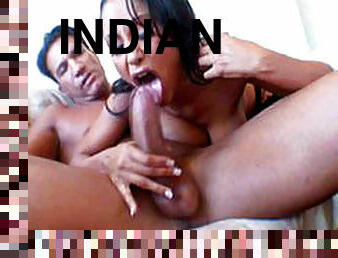 Indian Babe Blows An Erected Man Meat