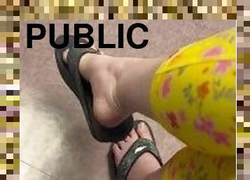 nyilvános, láb, csinos, fétis, lábujjak
