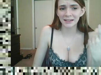 Nerdy webcam girl w amazing boobs
