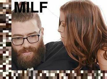 Sex starved MILF Alexis Fawx wanna fuck bearded hipster
