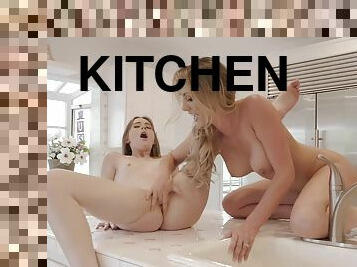 gros-nichons, chatte-pussy, lesbienne, milf, cuisine, naturel, action, gros-seins, magnifique