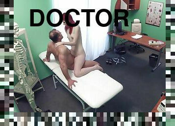 selingkuh, kantor, vagina-pussy, amatir, blowjob-seks-dengan-mengisap-penis, dokter, handjob-seks-dengan-tangan-wanita-pada-penis-laki-laki, kamera, pengintipan, berambut-merah