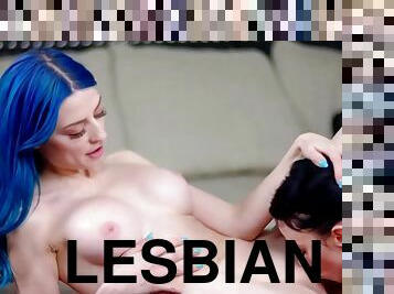 lesbian-lesbian, muda-diatas-18, pakaian-dalam-wanita, saudara-perempuan, berambut-cokelat, tato