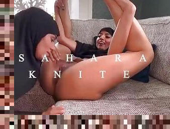 Hijabi Bhabhi Sahara Knite gives Aaliyah Yasin urdu lessons