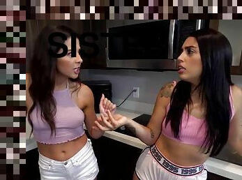 Teen Porn Video Kylie Rocket and Vanessa Sky