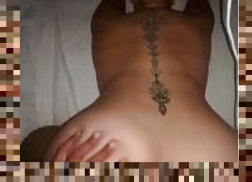 Rich Latina Milf wants to show me her new back tattoo!