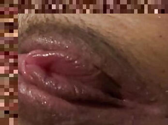 Pumped pussy can't stop squirting! mega close up pumped pussy water of squirt