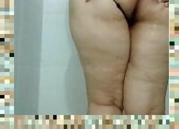 buntut, mandi, payu-dara-besar, amateur, orang-latina, perempuan-besar-and-gemuk, rambut-kuning, mandi-shower, solo