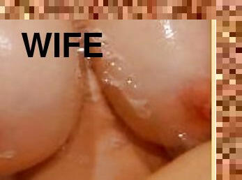 Grab wifeys tits