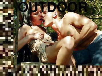 Teen Samantha Joons Gets Fucked Hard in the Great Outdoors - hardcore with cumshot