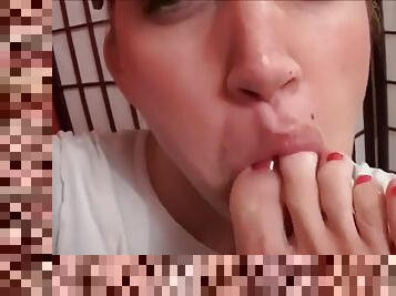 Tay self toe sucking