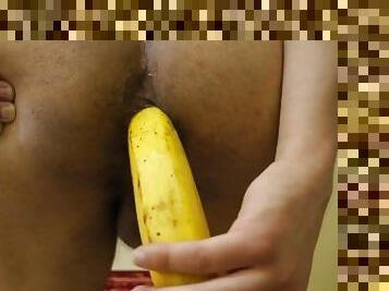 Opening my ass with a banana