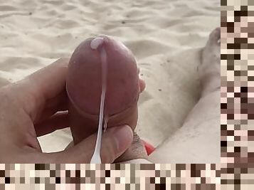 orang-telanjang, umum, amatir, dewasa, cumshot-keluarnya-sperma, handjob-seks-dengan-tangan-wanita-pada-penis-laki-laki, pantai, seorang-diri