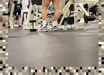 Gym big booty candid