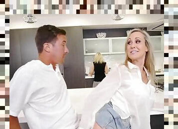 Cheating MILF Brandi Love takes hard prick deep in her mature pussy