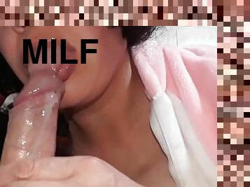 mamma-e-ragazzo, amatoriali, ragazze-giovani, pompini, eruzioni-di-sperma, cazzi-enormi, mammine-mature, video-casalinghi, latini, sperma