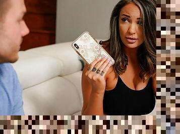 Sofi Ryan & Codey Steele in Your Dad's Cellphone