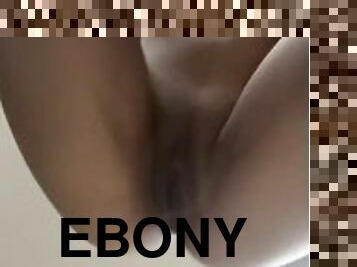Ebony twerks so you can see everything