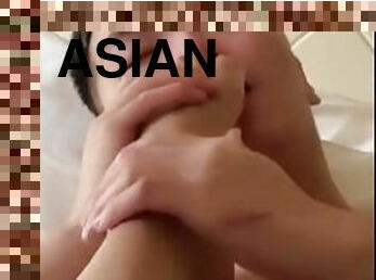 asiatiche, vecchi, lui-lei, rapporti-anali, pompini, giovanissime, transessuali, tailandesi, giovani18, innocenti