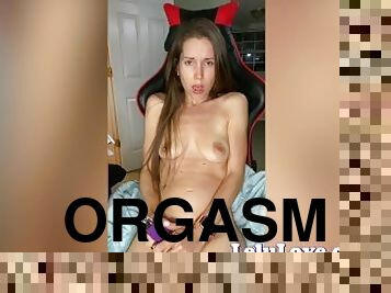 Fun horny babe shares candid daily adventures mixed with virtual sex vibrator masturbating orgasm &
