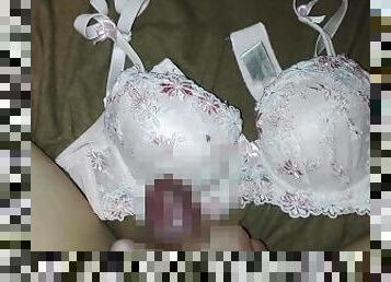 masturbation, amateur, ejaculation-sur-le-corps, japonais, branlette, bukkake, sperme, fétiche, solo, soutien-gorge