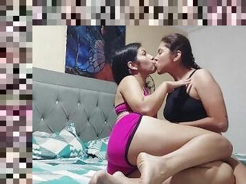 clitoris-bagian-atas-vagina-paling-sensitif, mastubasi, orgasme, vagina-pussy, diikatkan-pada-tubuh, amatir, berkulit-hitam, lesbian-lesbian, remaja, buatan-rumah