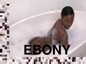 Sexy Ebony Shows Off Her Nice Body While Taking A Bubble Bath