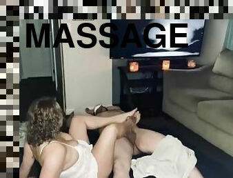 Sexy massage turns into happy ending