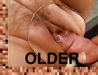 tua, alat-kelamin-wanita, berciuman, muda18, european, euro, lebih-tua, tua-dan-muda