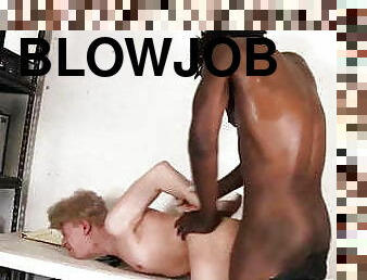 blowjob-seks-dengan-mengisap-penis, antar-ras, homo, muda-diatas-18, homoseks, dihukum, kasar