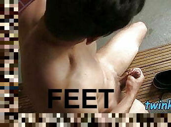 Jock Joel Vargas jerks off solo and cums on his feet