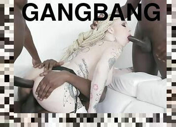 TATTO GIRL GANGBANG