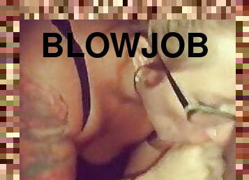 Mandi gives an amazing blowjob