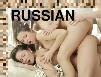 russe, rapporti-anali, pompini, giovanissime, gangbang, sesso-di-gruppo, belle