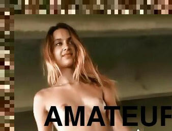 Uma poblic nudity 1