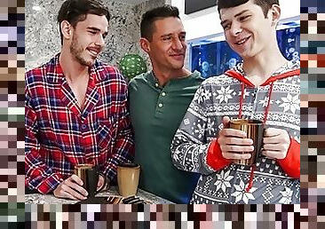 papà, mamma-e-ragazzo, magre, rapporti-anali, pompini, giovanissime, gay, trio, giovani18, famiglie