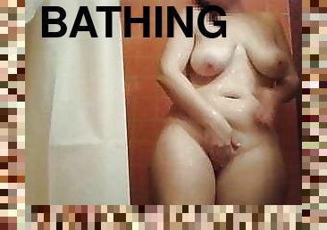 mandi, wanita-gemuk-yang-cantik, gemuk, mandi-shower
