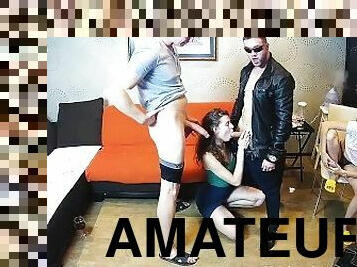 orgie, russe, amatoriali, sesso-di-gruppo, fuori-di-testa, trio, webcam, rapporti-orali, peni, succhiaggi