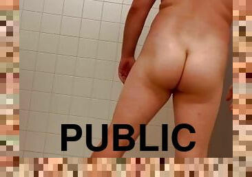 Bubble Butt Twerks in Public Bathroom