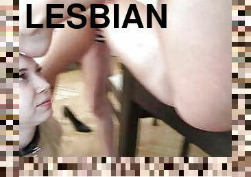 public, lesbiana, adolescenta, bdsm, slclav, blonda, amanta, umilire, femdom