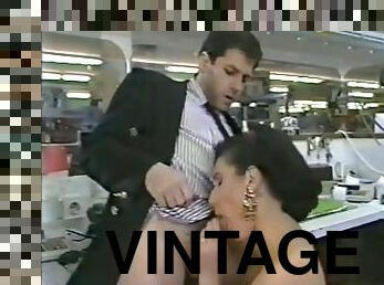 Vintage - Shopping Anal - 01