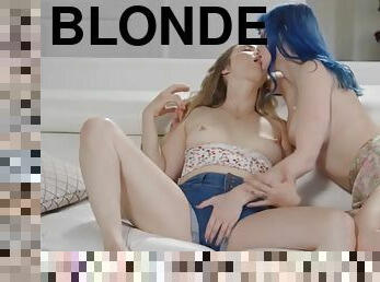 Blonde Jewelz Blu ass licking small tits teen Karla Kush