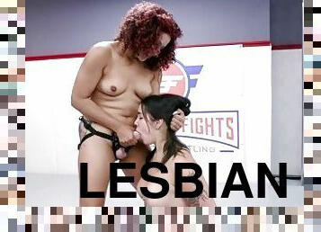 vagina-pussy, diikatkan-pada-tubuh, lesbian-lesbian, gulat, kasar