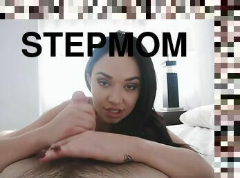 Wrex Fucks Her Stepmoms Massive Titties And Mom Cunt With Brooke Beretta