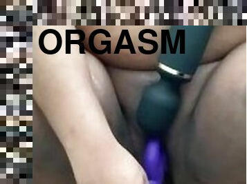 Watch me cum (loud moaning)