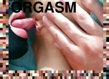 clitoris-bagian-atas-vagina-paling-sensitif, orgasme, vagina-pussy, saudara-perempuan